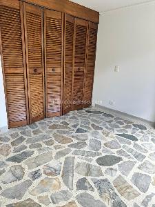 Apartamento de 3 alcobas en venta en Altos Del Poblado, Medellín, 138 m² · foto 11 de 20