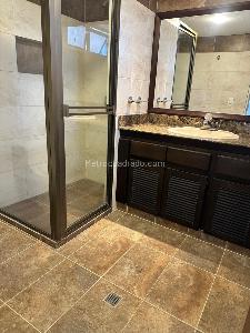 Apartamento de 3 alcobas en venta en Altos Del Poblado, Medellín, 138 m² · foto 12 de 20