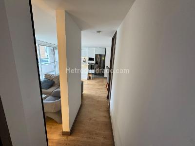 Apartamento de 2 alcobas en venta en Calasanz Parte Alta, Medellín, 71 m² · foto 8 de 14
