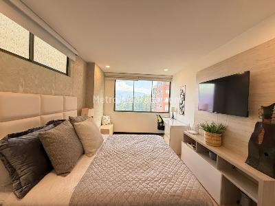 Apartamento en venta en Altos Del Poblado, Medellín · foto 8 de 20