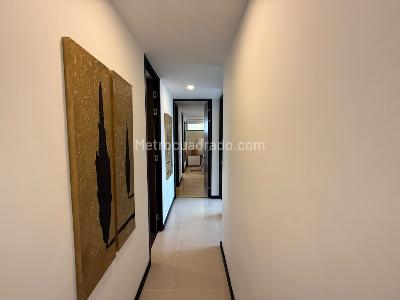 Apartamento en venta en Altos Del Poblado, Medellín · foto 9 de 20