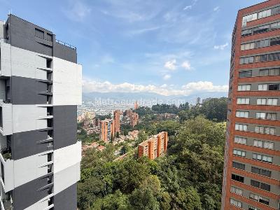 Apartamento en venta en Altos Del Poblado, Medellín · foto 12 de 20