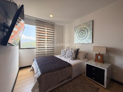 Apartamento en venta en Altos Del Poblado, Medellín · foto 13 de 20