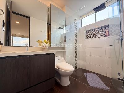 Apartamento en venta en Altos Del Poblado, Medellín · foto 16 de 20