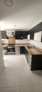 Apartamento de 3 alcobas en arriendo en El Poblado, Medellín, 116 m² · foto 11 de 16