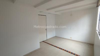 Apartamento de 2 alcobas en venta en Robledo, Medellín, 45 m² · foto 4 de 12