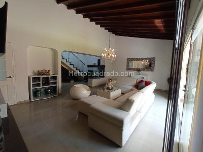 Apartamento en venta en El Poblado, Medellín · foto 5 de 20