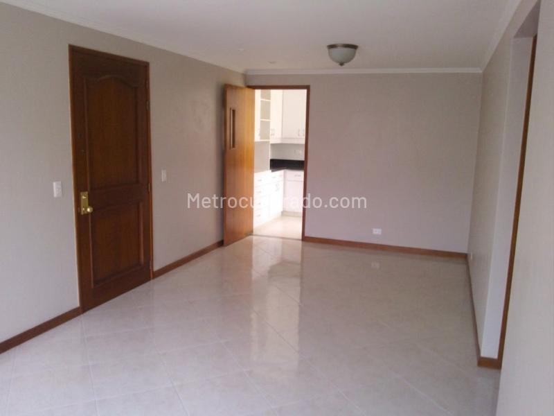 4BR Apartment in Alto De Misael (114 m²) - 2
