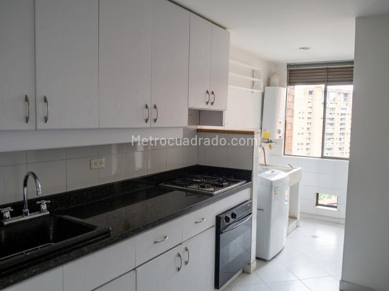 4BR Apartment in Alto De Misael (114 m²) - 4