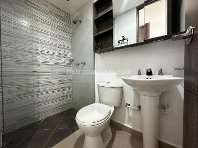 Apartamento de 3 alcobas en arriendo en Parque Principal, Sabaneta, 75 m² · foto 10 de 19
