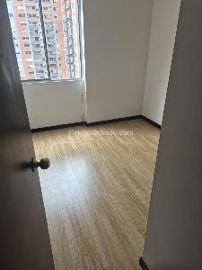 Apartamento de 3 alcobas en arriendo en El Poblado, Medellín, 84 m² · foto 5 de 15