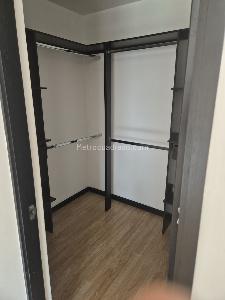 Apartamento de 3 alcobas en arriendo en El Poblado, Medellín, 84 m² · foto 12 de 15