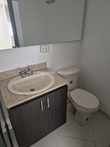 Apartamento de 3 alcobas en arriendo en El Poblado, Medellín, 84 m² · foto 15 de 15