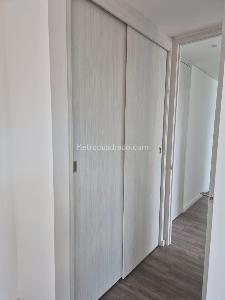 Apartamento en arriendo en El Poblado, Medellín · foto 10 de 17
