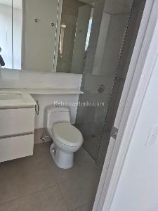 Apartamento en arriendo en El Poblado, Medellín · foto 13 de 17