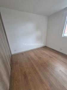Apartamento de 2 alcobas en arriendo en El Poblado, Medellín, 76 m² · foto 6 de 11