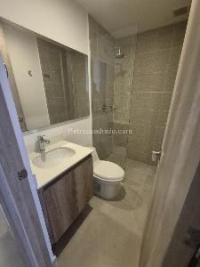 Apartamento de 2 alcobas en arriendo en El Poblado, Medellín, 80 m² · foto 8 de 11