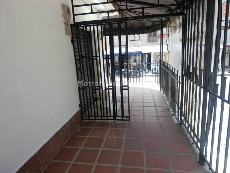 Local Comercial en Arriendo, Barrio Nuevo, Bello - Vista 4