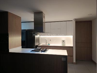 Apartamento de 3 alcobas en venta en Vereda Pan De Azucar, Sabaneta, 75 m² · foto 2 de 15
