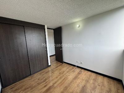 Apartamento de 3 alcobas en arriendo en Santa Ana, Rionegro, 80 m² · foto 9 de 17
