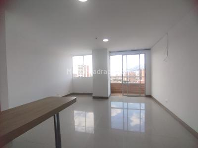 Apartamento de 2 alcobas en arriendo en Parque Principal, Sabaneta, 76 m² · foto 2 de 14