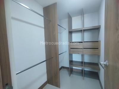 Apartamento de 2 alcobas en arriendo en Parque Principal, Sabaneta, 76 m² · foto 11 de 14
