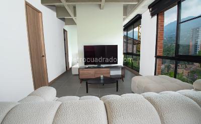 Apartaestudio en venta en Loma Del Escobero One Living, Envigado, 66 m² · foto 3 de 11
