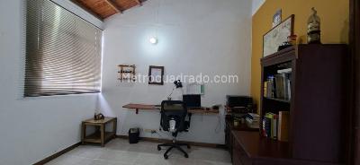 Apartamento de 4 alcobas en venta en Aliadas Del Sur, Sabaneta, 96 m² · foto 18 de 19