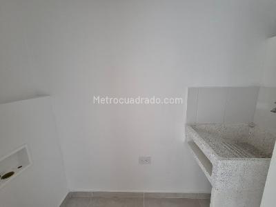 Apartamento de 3 alcobas en venta en Amazonia, Bello, 57 m² · foto 5 de 20