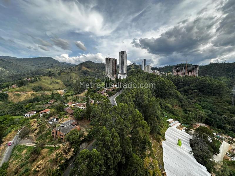 Spacious 2BR Apartment in Vereda San José