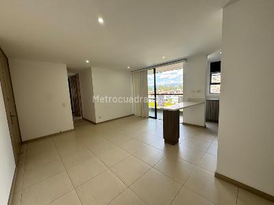 Apartamento de 3 alcobas en arriendo en El Porvenir, Rionegro, 75 m² · foto 4 de 14