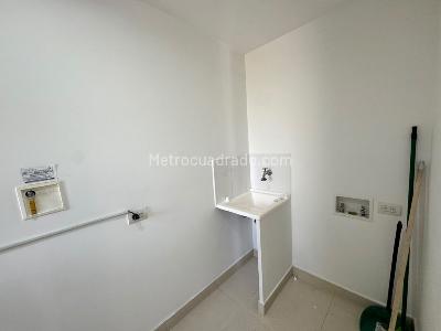 Apartamento de 3 alcobas en arriendo en El Porvenir, Rionegro, 75 m² · foto 7 de 14