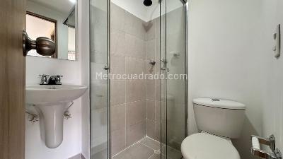 Apartamento de 2 alcobas en arriendo en Parque Principal, Sabaneta, 60 m² · foto 7 de 12