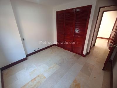 Apartamento en arriendo en Laureles, Medellín · foto 6 de 14