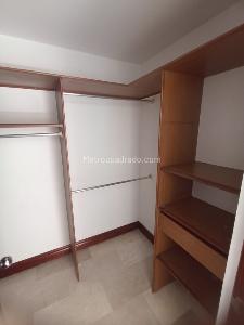 Apartamento en arriendo en Laureles, Medellín · foto 10 de 14