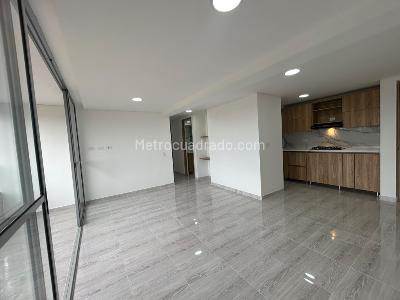 Apartamento de 3 alcobas en arriendo en El Porvenir, Rionegro, 76 m² · foto 2 de 19