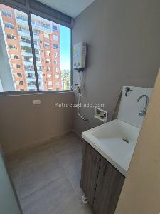 Apartamento de 3 alcobas en arriendo en El Poblado, Medellín, 100 m² · foto 15 de 16