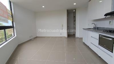 Apartamento de 3 alcobas en arriendo en Laureles, Medellín, 70 m² · foto 2 de 15