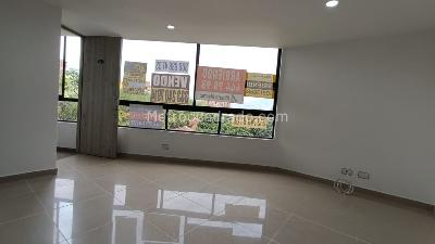 Apartamento de 3 alcobas en arriendo en Laureles, Medellín, 70 m² · foto 3 de 15