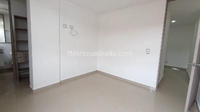 Apartamento de 3 alcobas en arriendo en Laureles, Medellín, 70 m² · foto 5 de 15