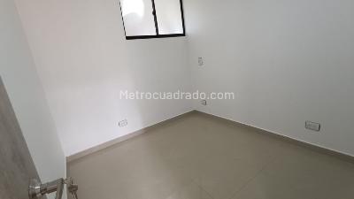 Apartamento de 3 alcobas en arriendo en Laureles, Medellín, 70 m² · foto 6 de 15