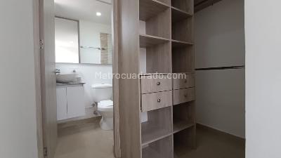 Apartamento de 3 alcobas en arriendo en Laureles, Medellín, 70 m² · foto 10 de 15