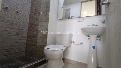 Apartamento de 3 alcobas en arriendo en Laureles, Medellín, 70 m² · foto 12 de 15
