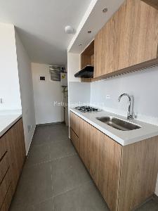 Apartamento de 3 alcobas en arriendo en El Porvenir, Rionegro, 55 m² · foto 2 de 13