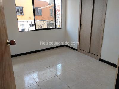 Apartamento de 3 alcobas en arriendo en El Diamante, Medellín, 60 m² · foto 5 de 8