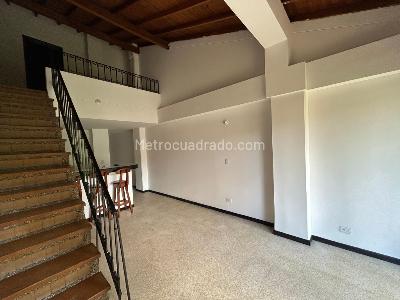 Apartamento de 2 alcobas en arriendo en Laureles, Medellín, 110 m² · foto 2 de 20