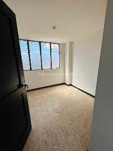 Apartamento de 2 alcobas en arriendo en Laureles, Medellín, 110 m² · foto 9 de 20