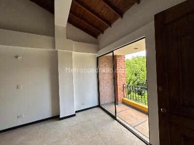 Apartamento de 2 alcobas en arriendo en Laureles, Medellín, 110 m² · foto 19 de 20