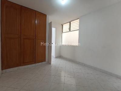 Apartaestudio en arriendo en San Javier, Medellín, 35 m² · foto 4 de 6