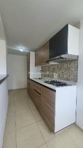 Apartaestudio en arriendo en Santa Teresita, Medellín · foto 3 de 12